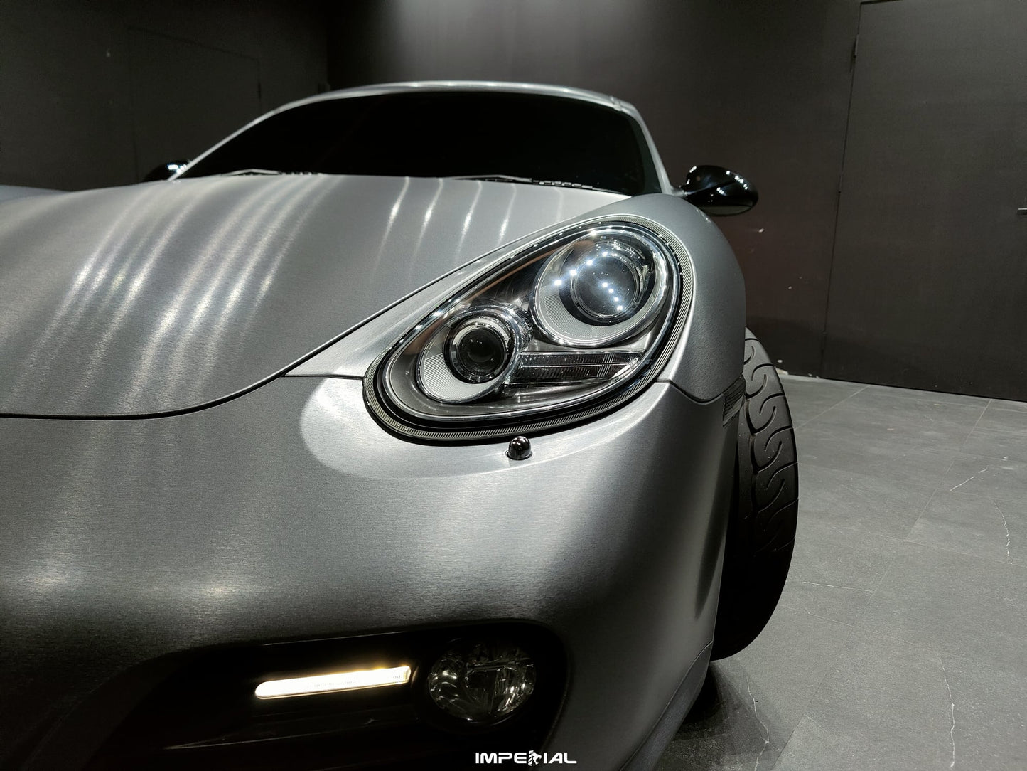 Avery SWF Brushed Steel