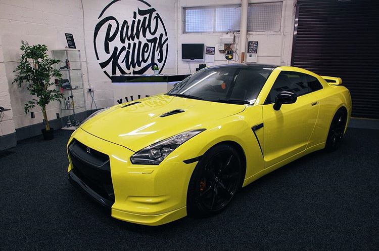 Avery SWF Gloss Ambulance Yellow