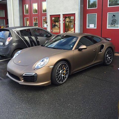 Avery SWF Matt Metallic Brown
